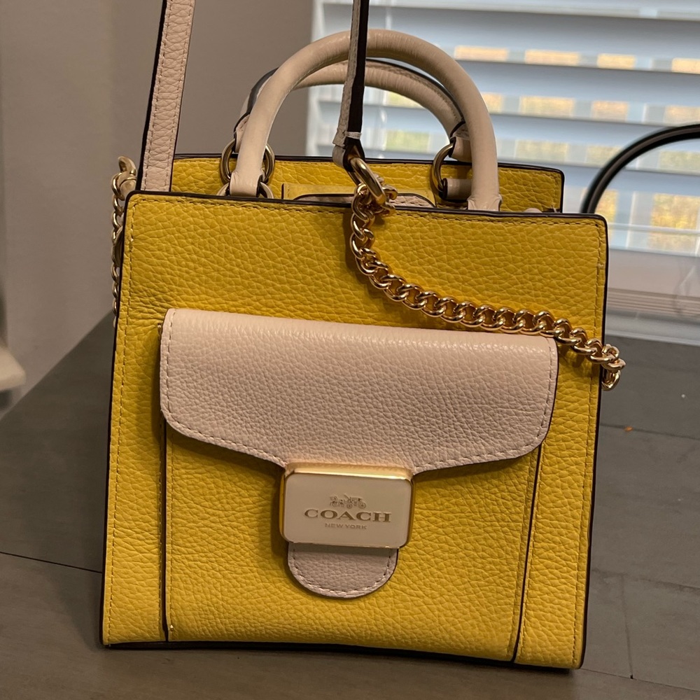 Yellow Coach Purse!